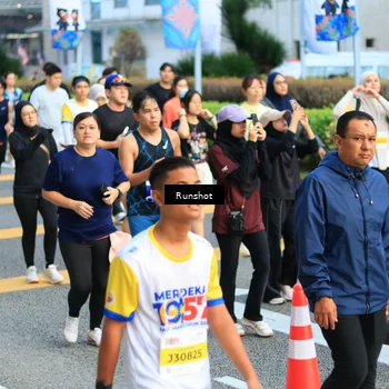 Runner Photo 4880137