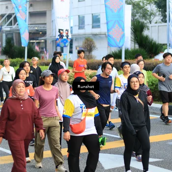 Runner Photo 4880143