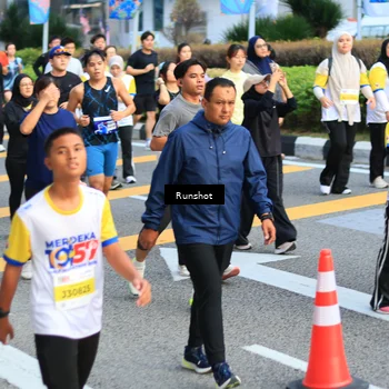 Runner Photo 4880165