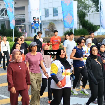 Runner Photo 4880182