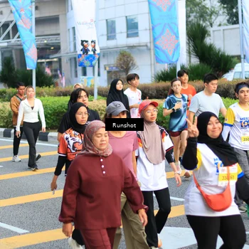 Runner Photo 4880195