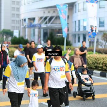 Runner Photo 4880260