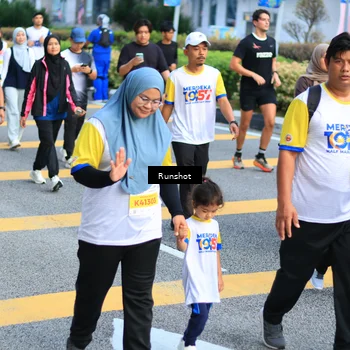 Runner Photo 4880284