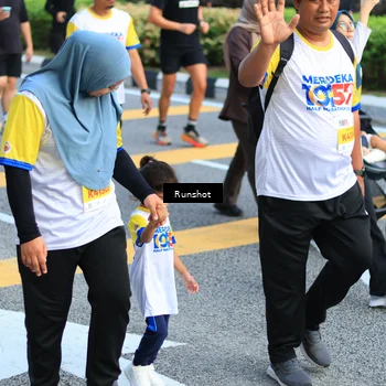 Runner Photo 4880305