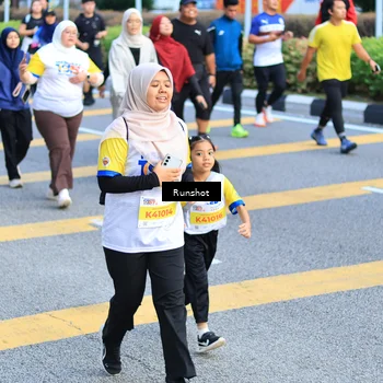 Runner Photo 4880624
