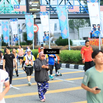 Runner Photo 4880733