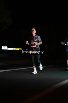 Runner Photo 4881089