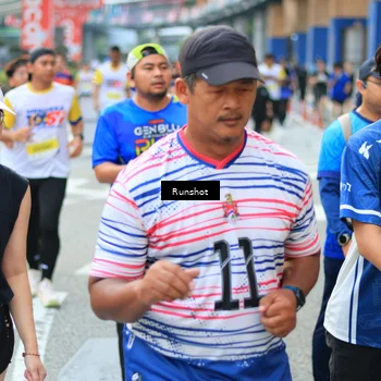 Runner Photo 4881189