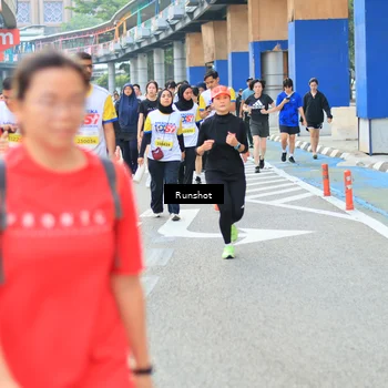Runner Photo 4881259