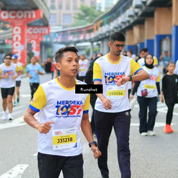 Runner Photo 4881297