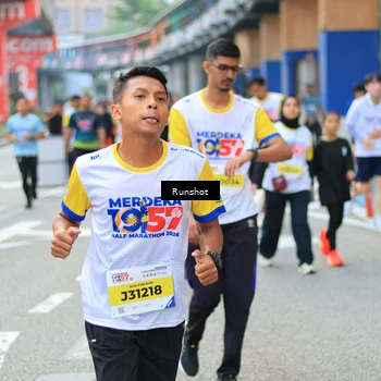 Runner Photo 4881317
