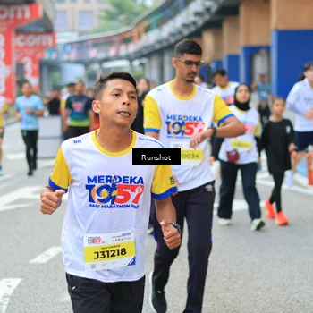 Runner Photo 4881319