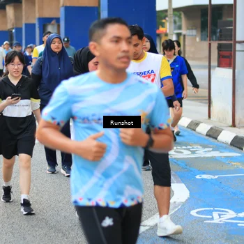 Runner Photo 4881429