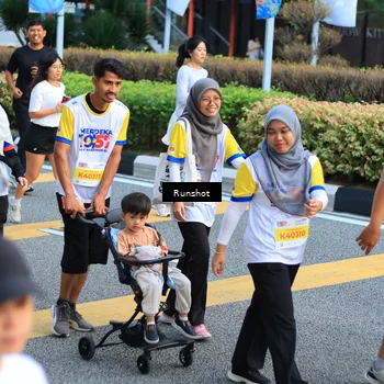 Runner Photo 4881706