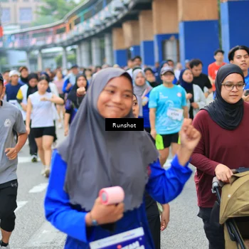 Runner Photo 4881719