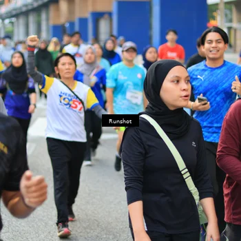 Runner Photo 4881755