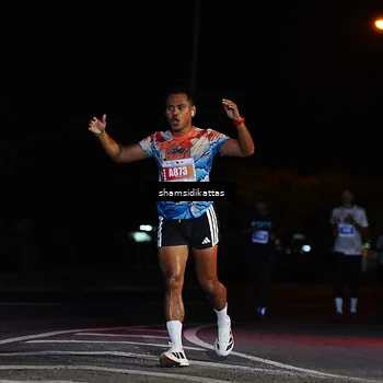 Runner Photo 4881777
