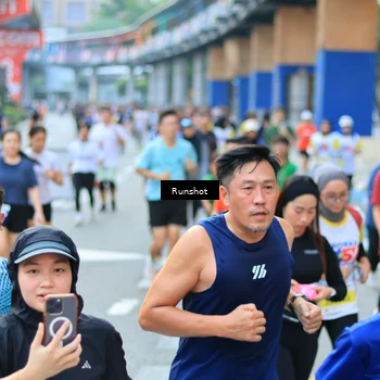 Runner Photo 4881943