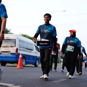 Runner Photo 4882022