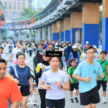 Runner Photo 4882100