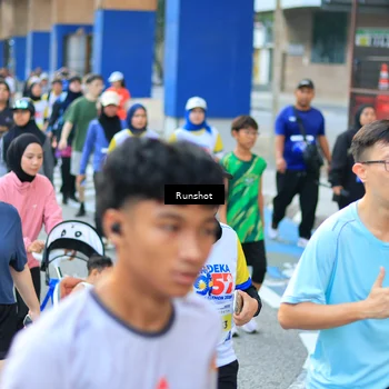 Runner Photo 4882106