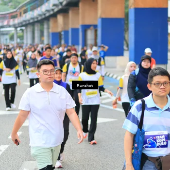 Runner Photo 4882211