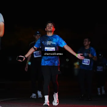 Runner Photo 4882255