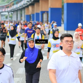Runner Photo 4882257