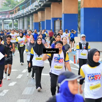 Runner Photo 4882343