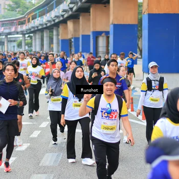 Runner Photo 4882366
