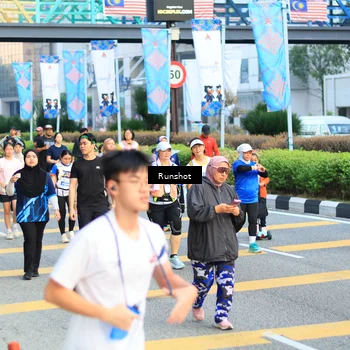 Runner Photo 4882372