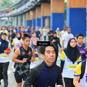 Runner Photo 4882393