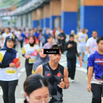 Runner Photo 4882472