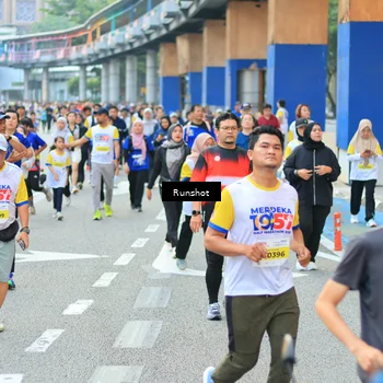 Runner Photo 4882543