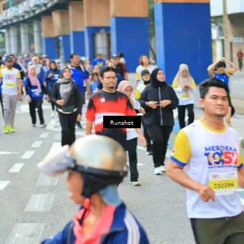 Runner Photo 4882582