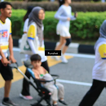Runner Photo 4882675