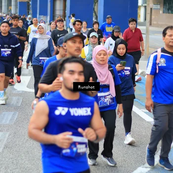 Runner Photo 4882723