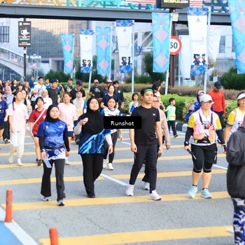 Runner Photo 4882917