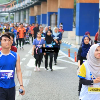 Runner Photo 4882974