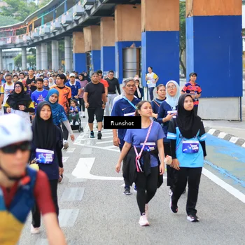 Runner Photo 4883055