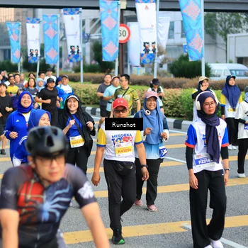 Runner Photo 4883086
