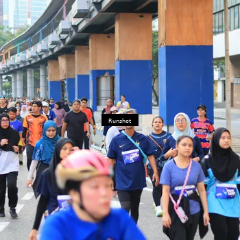 Runner Photo 4883136