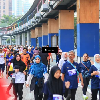 Runner Photo 4883159