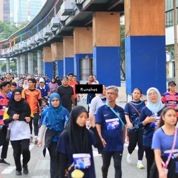 Runner Photo 4883165