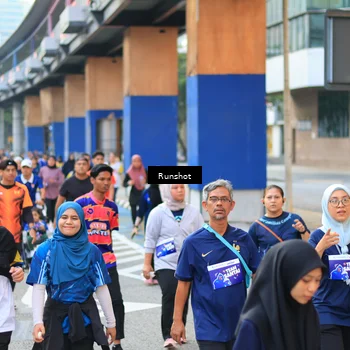 Runner Photo 4883240