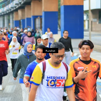 Runner Photo 4883286
