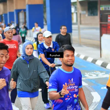 Runner Photo 4883303