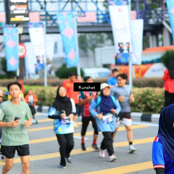 Runner Photo 4883307