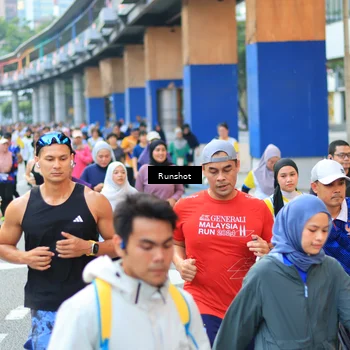 Runner Photo 4883350