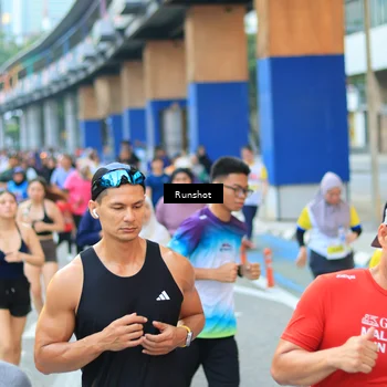 Runner Photo 4883363